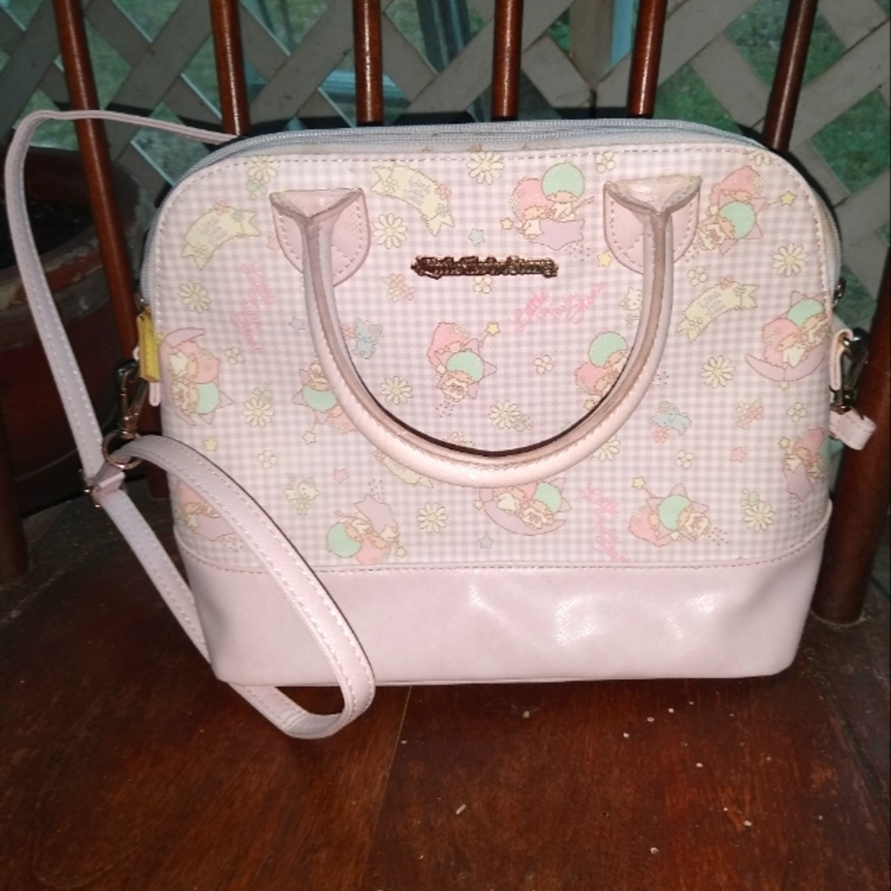 The cutest pastel Little Twin Stars Sanrio purse